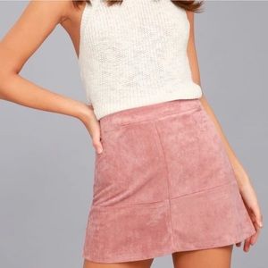 Pink Lulus mini skirt